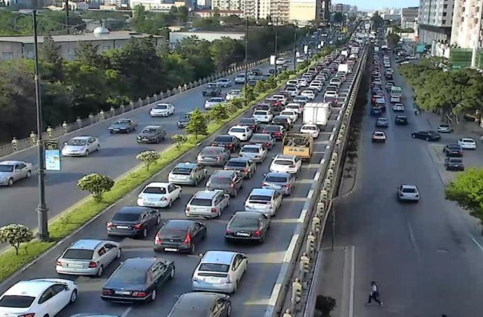 Bakının hansı küçələrində sıxlıq var?