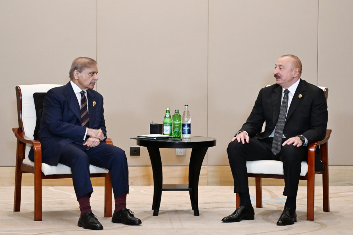 Tiencində Azərbaycan Prezidenti İlham Əliyevin Pakistanın Baş naziri ilə görüşü olub