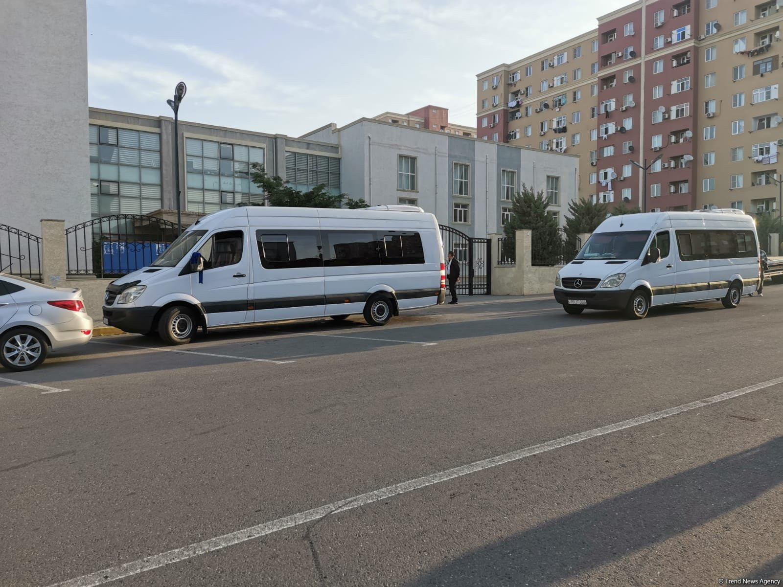 Xocavəndin Hadrut qəsəbəsinə və Xocalının Badara kəndinə ilk köç karvanı yola salınıb