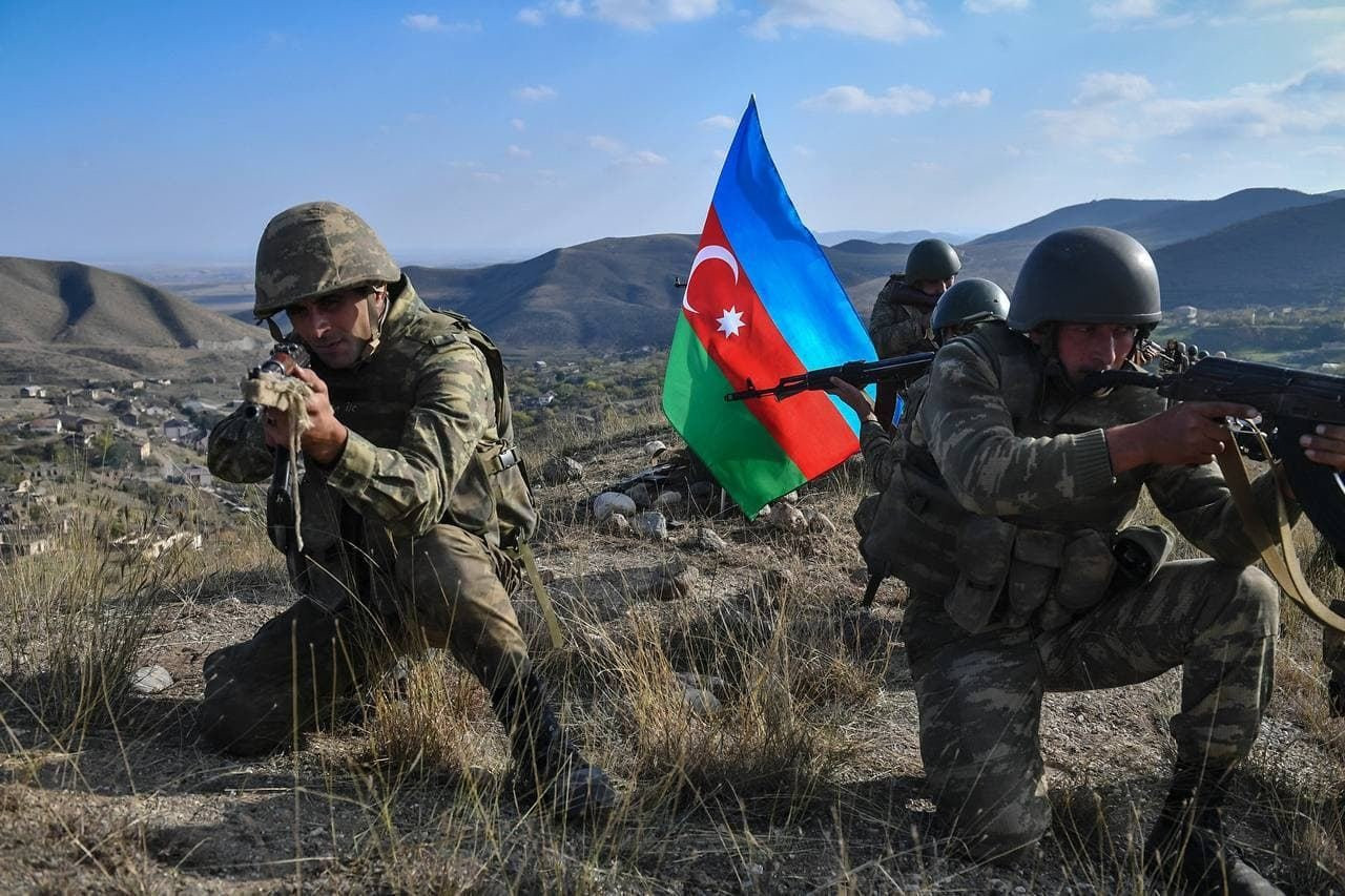Suverenliyin bərpası və Qələbənin tarixi