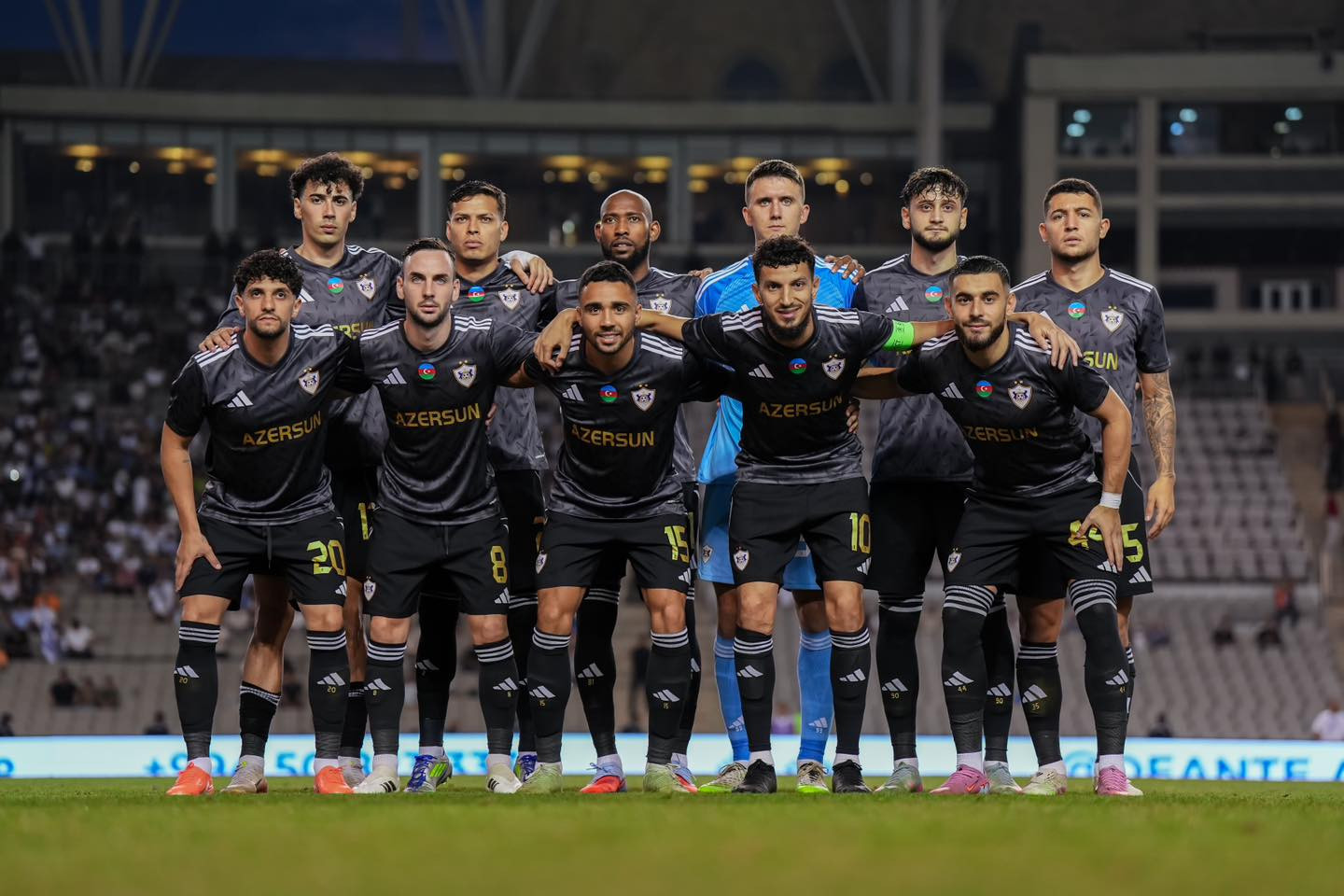 Portuqaliyada tarixi qələbə qazanan “Qarabağ” komandası Vətənə qayıdıb