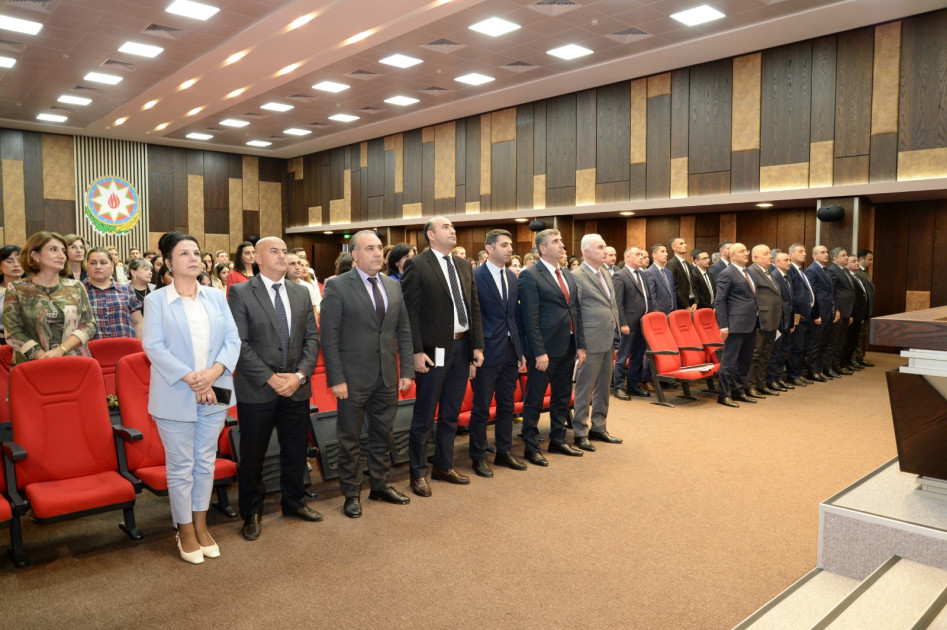 Dövlət Statistika Komitəsində Dövlət Suverenliyi Gününə həsr olunan tədbir keçirilib