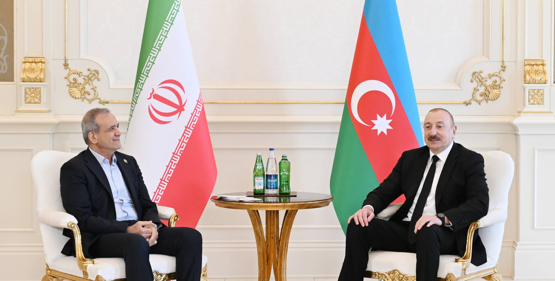 “Arazın O Tayı və Bu Tayı Arasında: Məsud Pezeşkian və İlham Əliyevin Təşəbbüsləri İşığında Azərbaycan–İran Münasibətlərinin Gələcəyi”