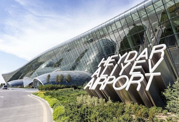 Heydər Əliyev Hava Limanında təxliyə elan edilib -