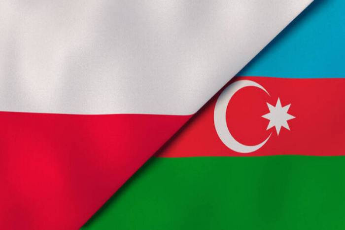 Polşadan Azərbaycana pul köçürmələri 32%-ə yaxın artıb