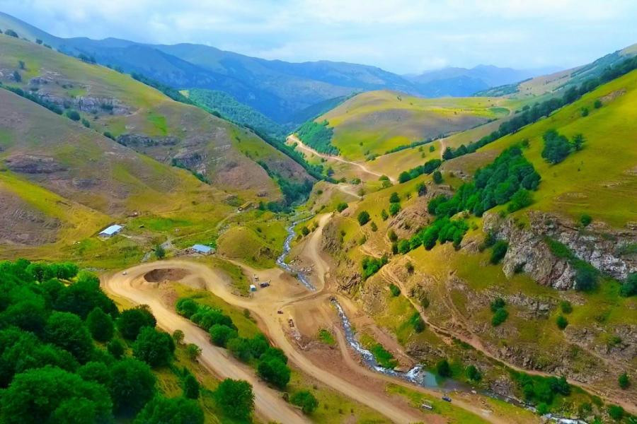 Qarabağ və Şərqi Zəngəzur iqtisadi rayonunda çöl tədqiqat işləri aparılıb