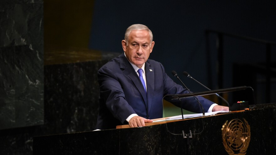 Netanyahu çıxış edərkən zal boşaldı –