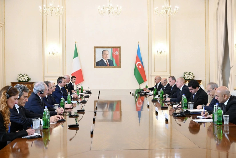 Prezident İlham Əliyev və İtaliya Prezidenti Sercio Mattarella arasında geniş tərkibdə görüş keçirilib