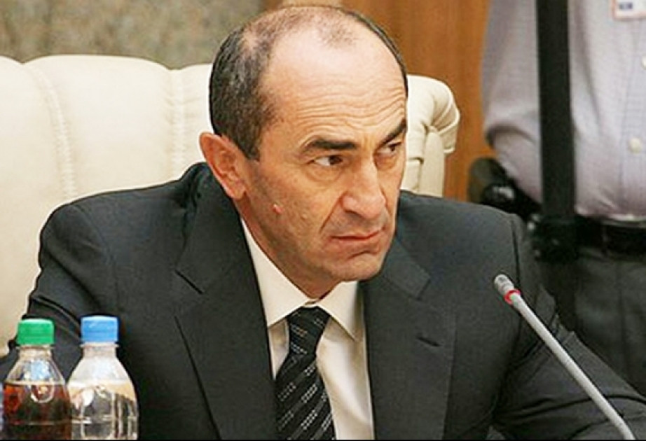 Rober Köçəryan Ermənistan hökumətini tənqid edib