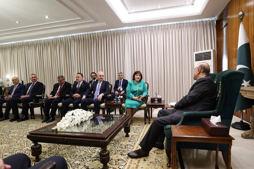 Pakistan Prezidenti Sahibə Qafarovanı qəbul edib