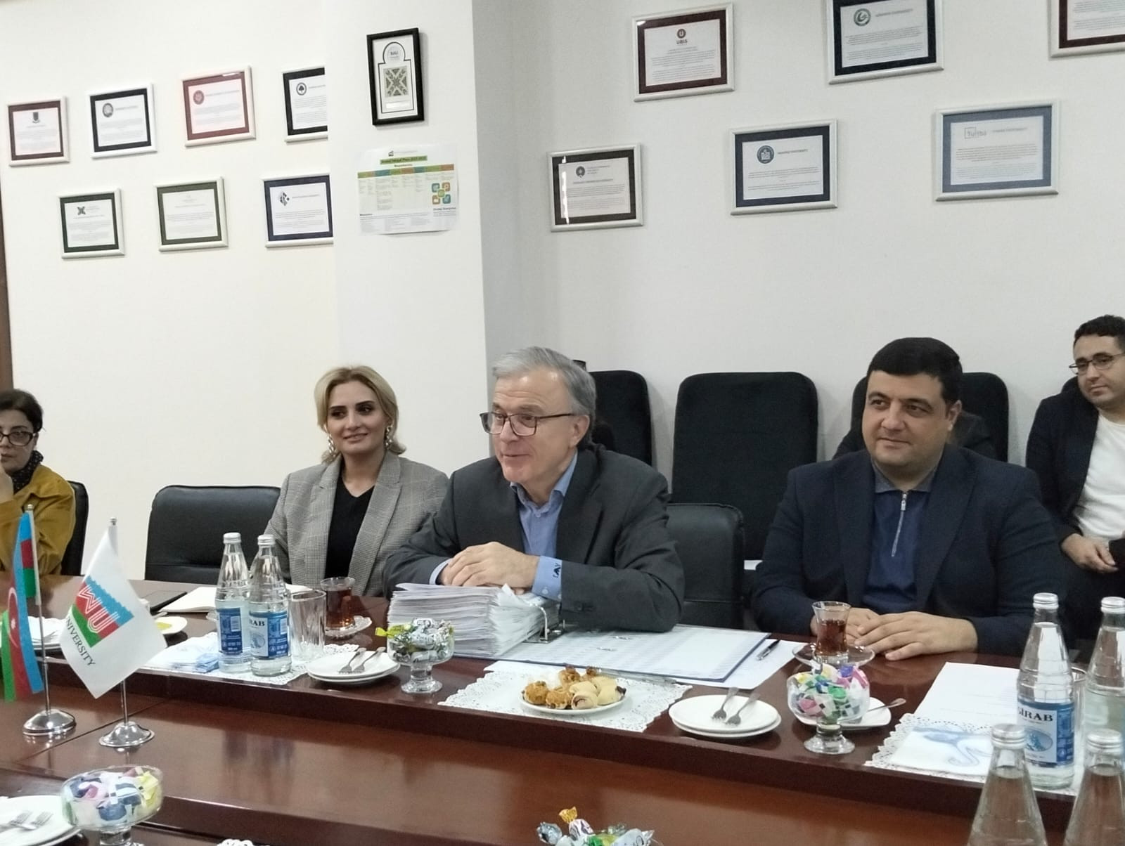 Tələbələrimiz mina axtaran robot hazırlayıblar - Rektor