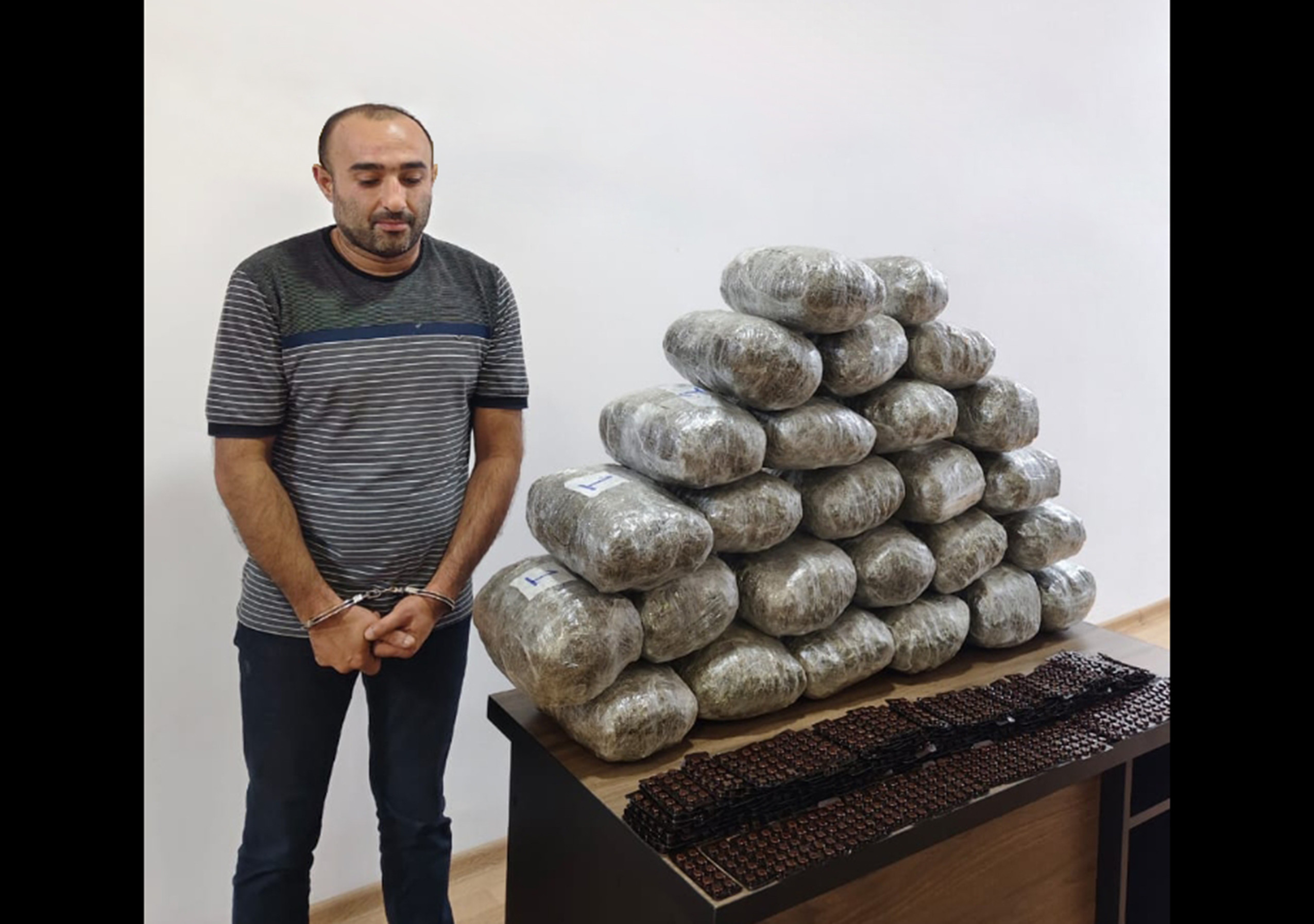 İrandan Azərbaycana 26 kq narkotikin keçirilməsinin qarşısı alınıb
