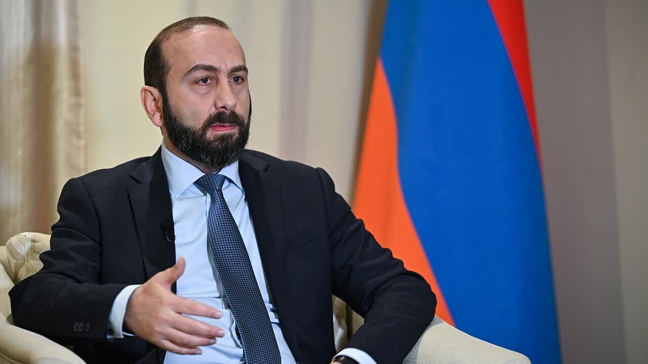 Ağır tənqidlər münasibətləri gərginləşdirir: Mirzoyan Rusiyanı ittiham etdi