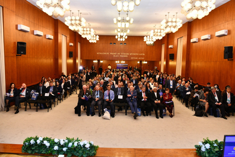 Neft və Sənaye Universitetində VII Beynəlxalq Avrasiya Risk Konfransı işə başlayıb
