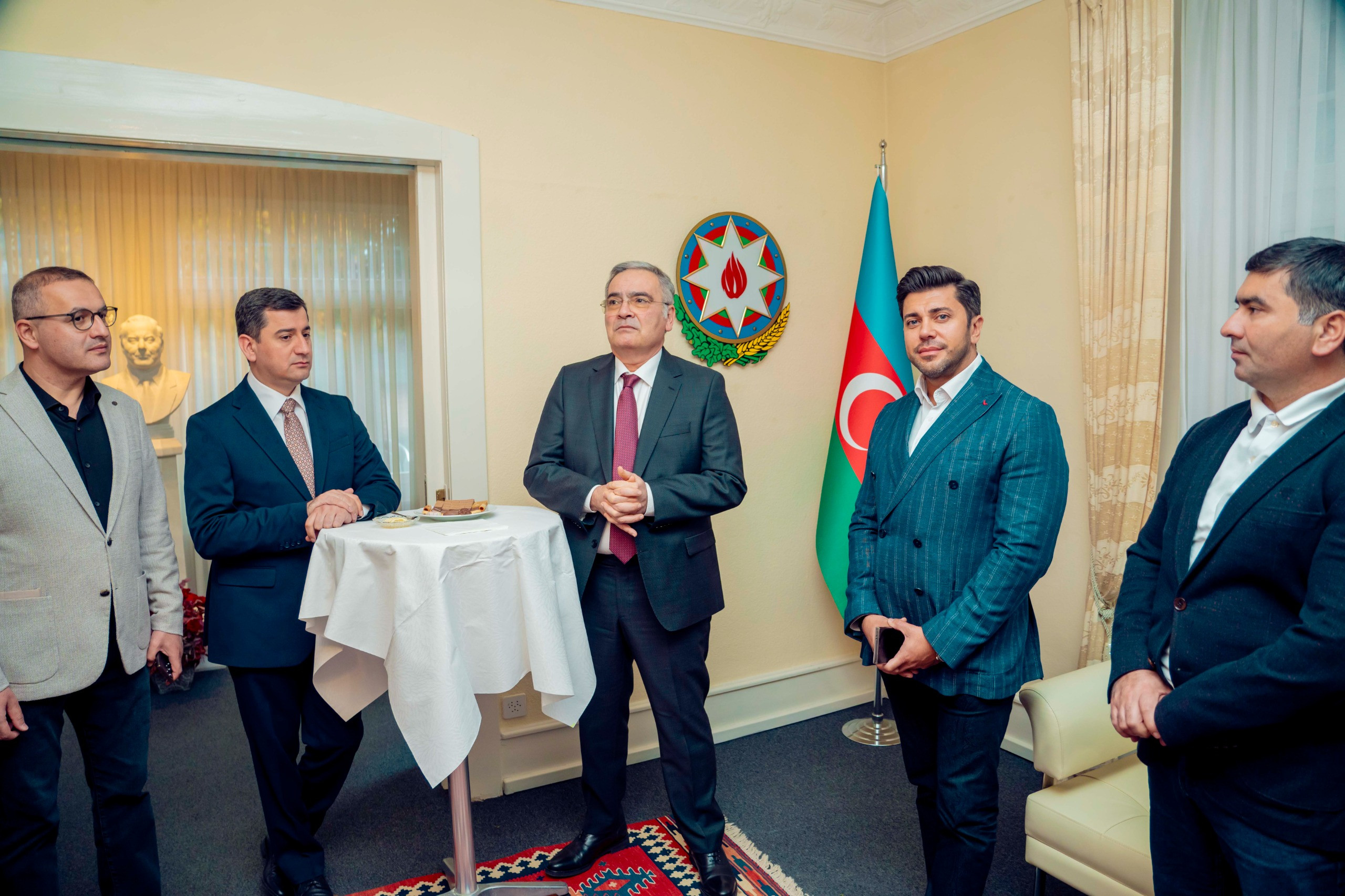 Marsol Group nümayəndə heyəti İsveçrədə səfir Fuad İsgəndərovla görüşüb