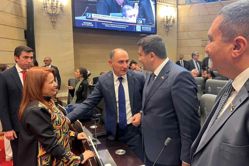 Milli Məclisin üzvləri Kolumbiyada parlament rəsmiləri ilə görüşüblər