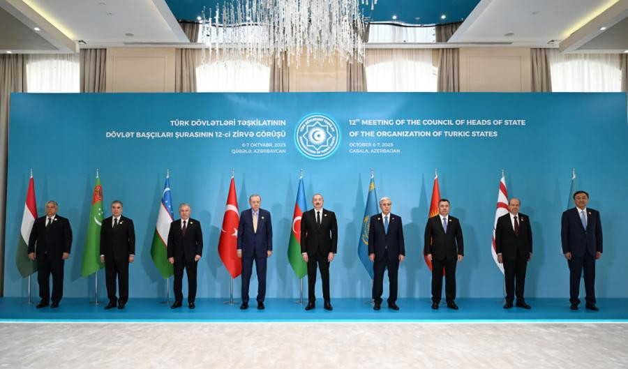 Qəbələ zirvəsi və Azərbaycan