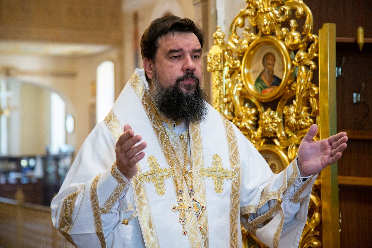 Katolik keşiş Bakıda Rus Pravoslav Kilsəsinin mərasimində iştirak edib