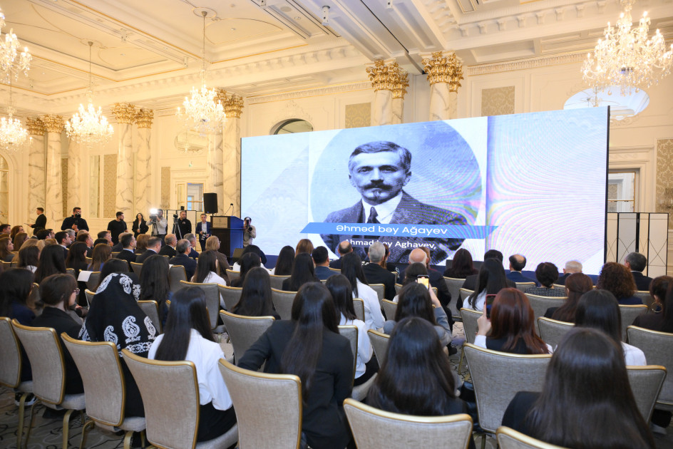 “Hənifə Məlikova-Zərdabi adına qızların təhsilinə dəstək - 2025” təqaüd proqramının təqdimat mərasimi keçirilib
