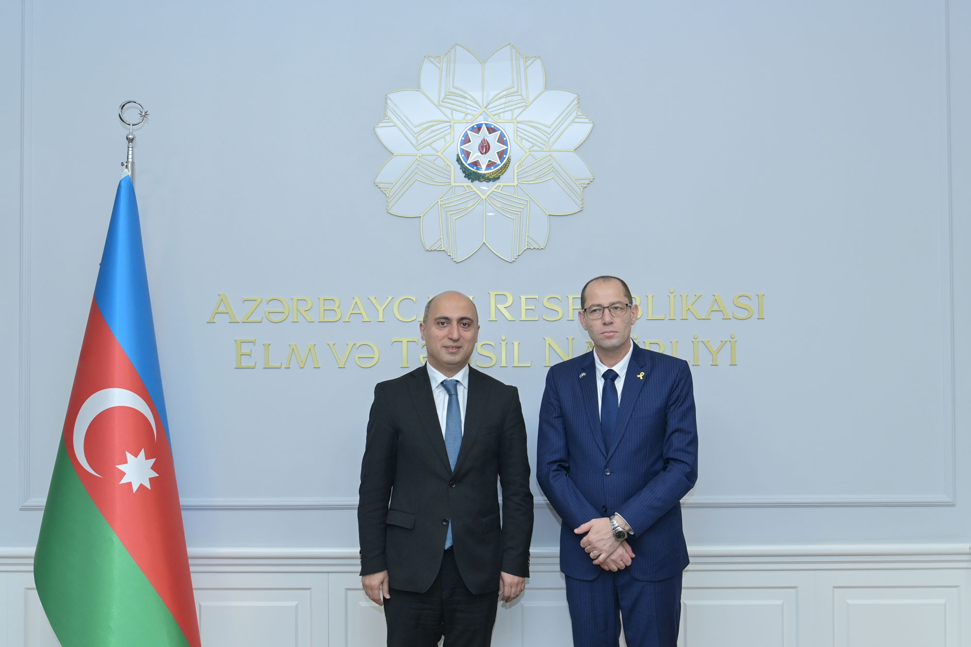 Emin Əmrullayev İsrailin ölkəmizdəki fövqəladə və səlahiyyətli səfiri ilə görüşüb