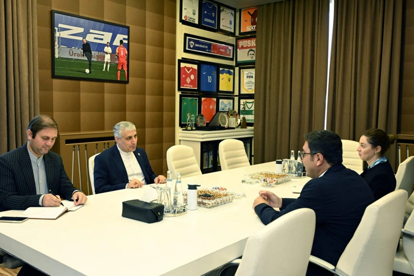 Fərid Qayıbov İran səfiri ilə gənclər və idman sahəsində əməkdaşlığı müzakirə edib