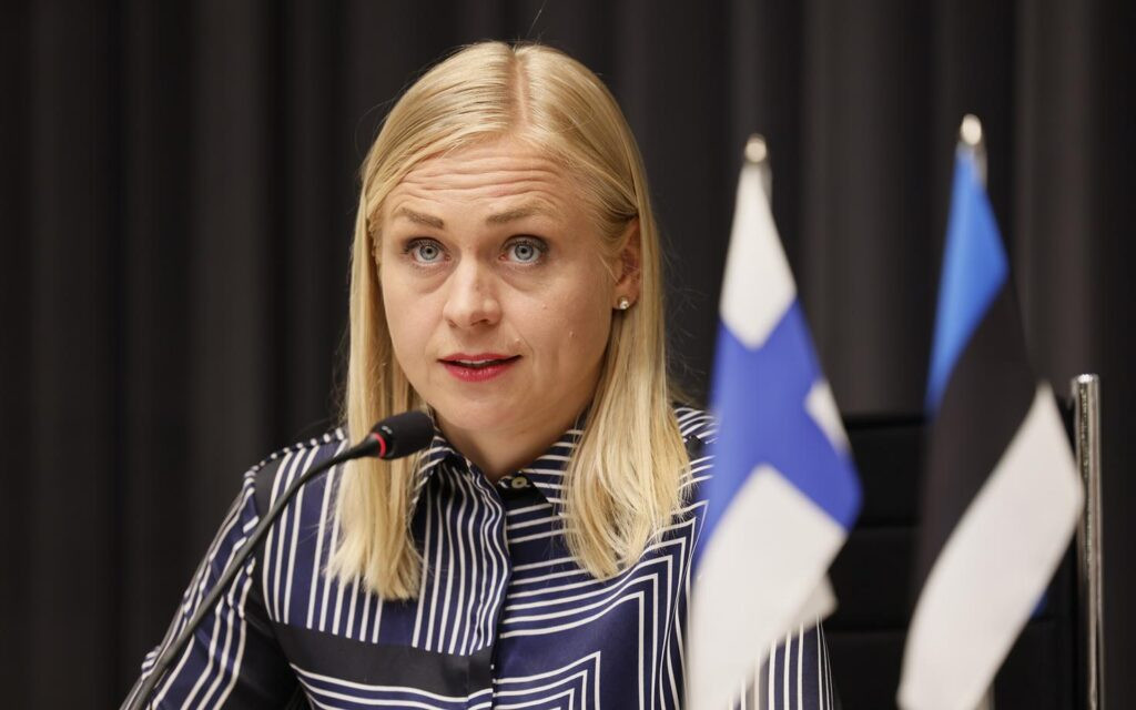 Finlandiyalı nazir: Rusiya yalnız Osmanlı imperiyasına hörmət edib