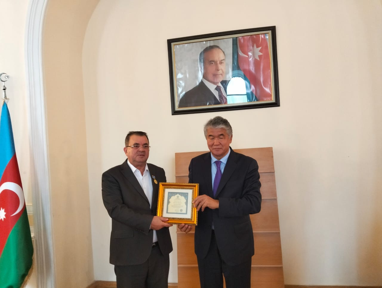 Atatürk Mərkəzində Yunus Oğuzun kitabının təqdimatı keçirilib