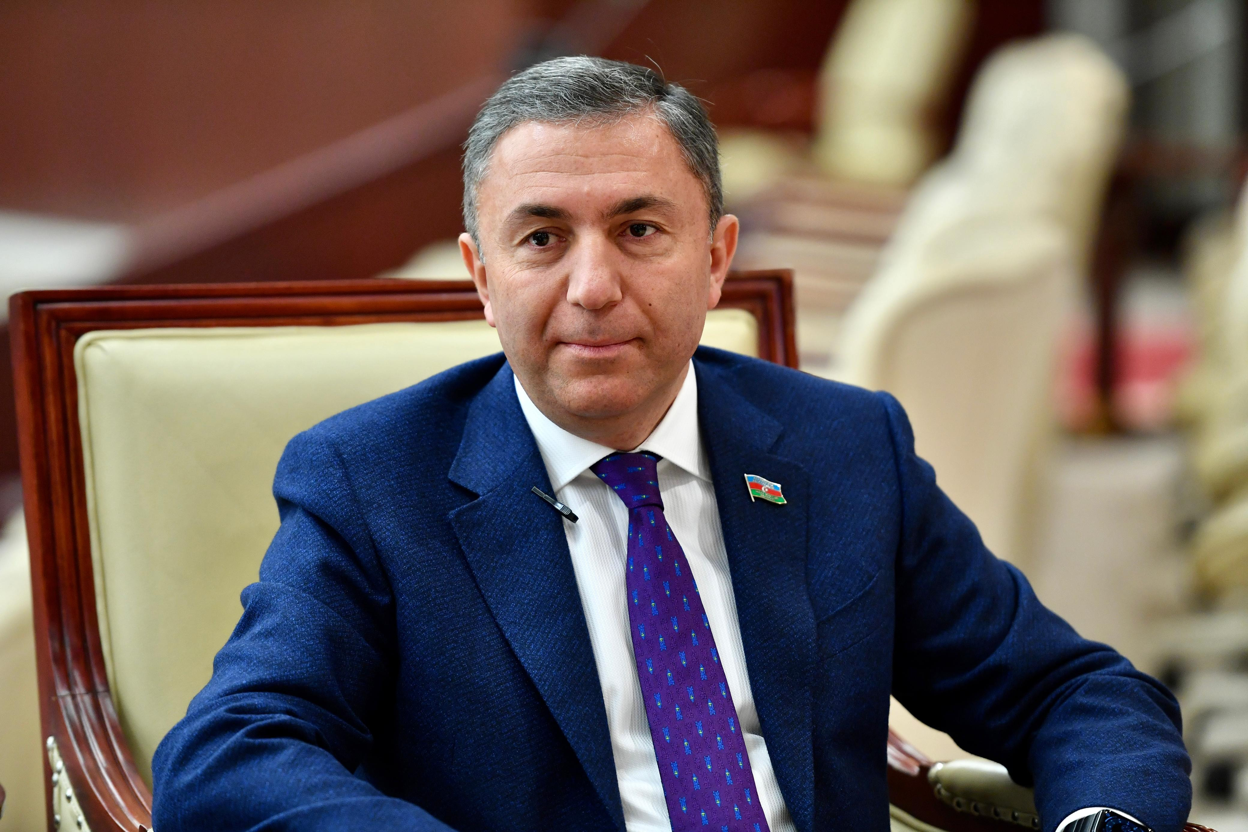 Tahir Mirkişili: Maaşı artıran və yaxud yeni iş yeri yaradan sahibkarlara güzəştlər tətbiq edilsin
