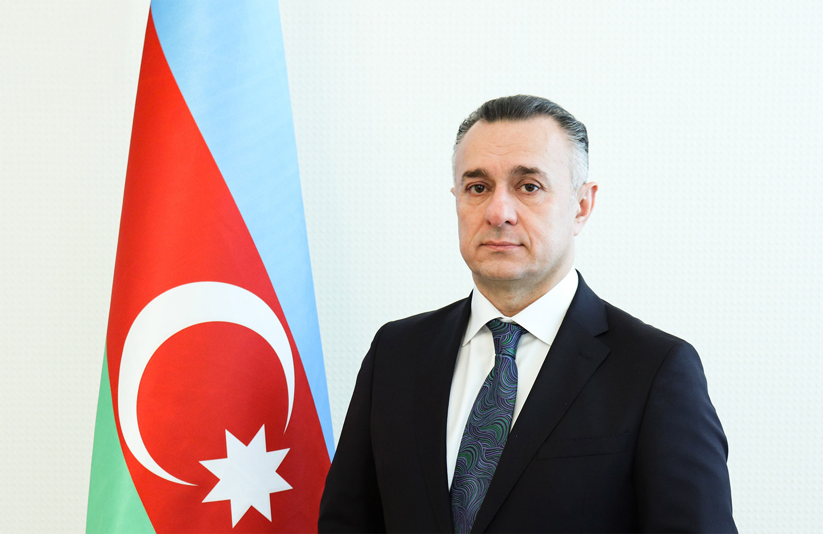 Səhiyyə nazirinə ağır itki üz verib