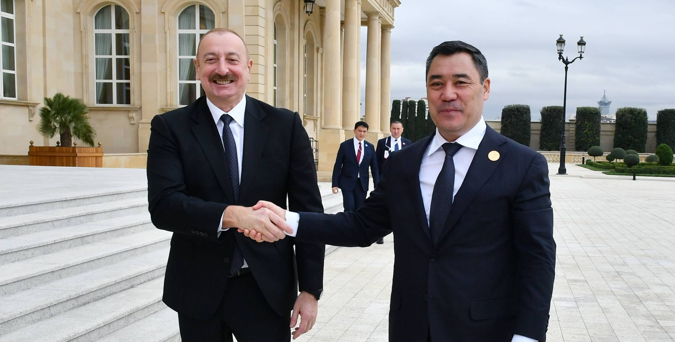 Sadır Japarov Azərbaycan Prezidentini Zəfərin beşinci ildönümü münasibətilə təbrik edib