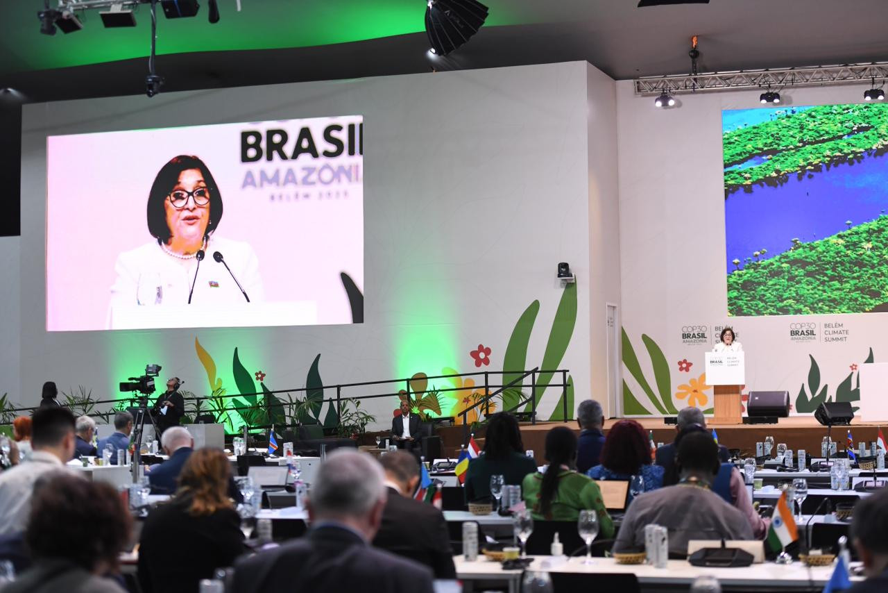 Milli Məclisin sədri Sahibə Qafarova Braziliyada COP30-un Liderlər Sammitində çıxış edib