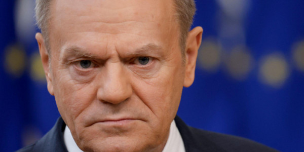 Tusk Zelenski və Navrotskini birbaşa danışığa çağırıb