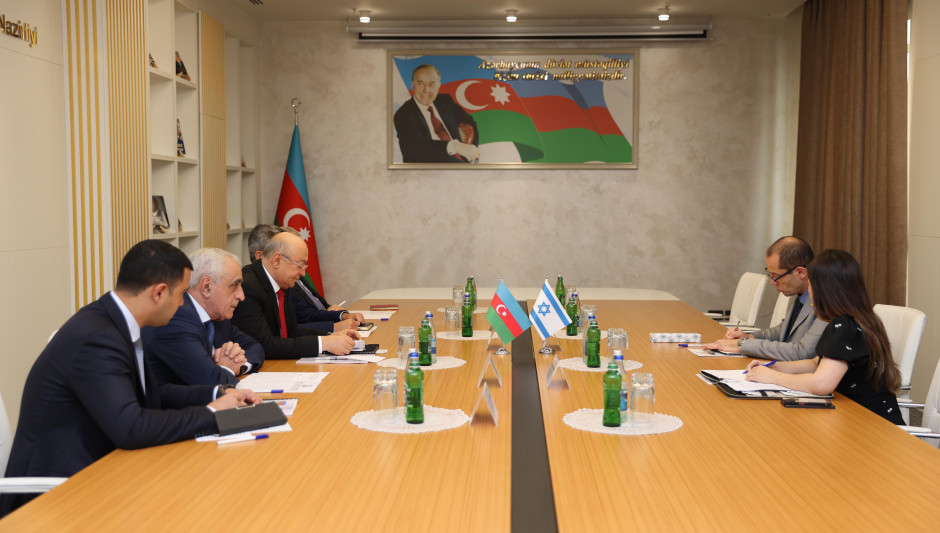 Kəmaləddin Heydərov İsrailin Azərbaycana yeni təyin olunmuş səfiri ilə görüşüb