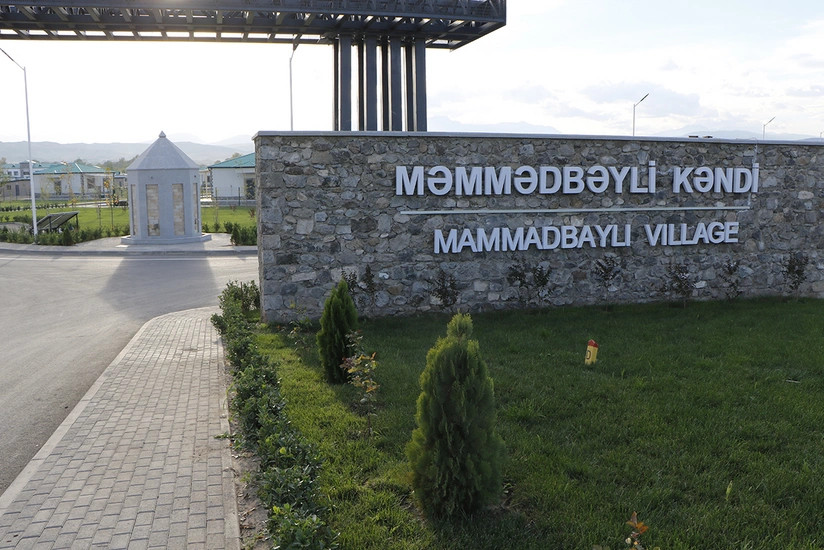 Növbəti köç karvanı Zəngilanın Məmmədbəyli kəndinə çatıb, açarlar təqdim edilib -