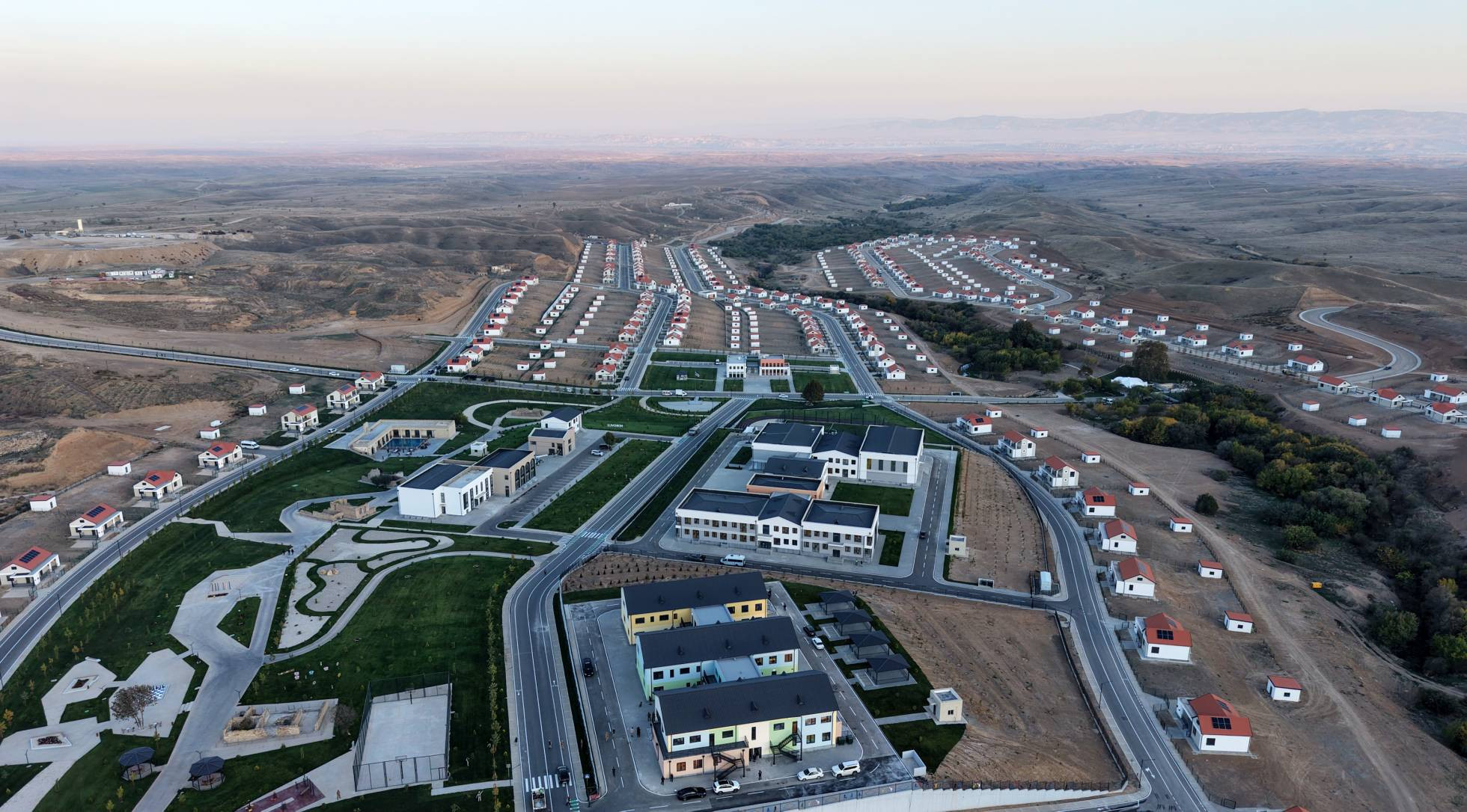 Cəbrayıl rayonunun Horovlu kəndinə növbəti köç karvanı yola salınıb