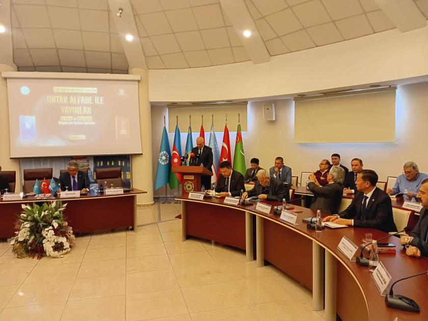 Ankarada Aytmatov və Abayın ortaq türk əlifbası ilə nəşr olunan əsərlərinin təqdimatı keçirilib