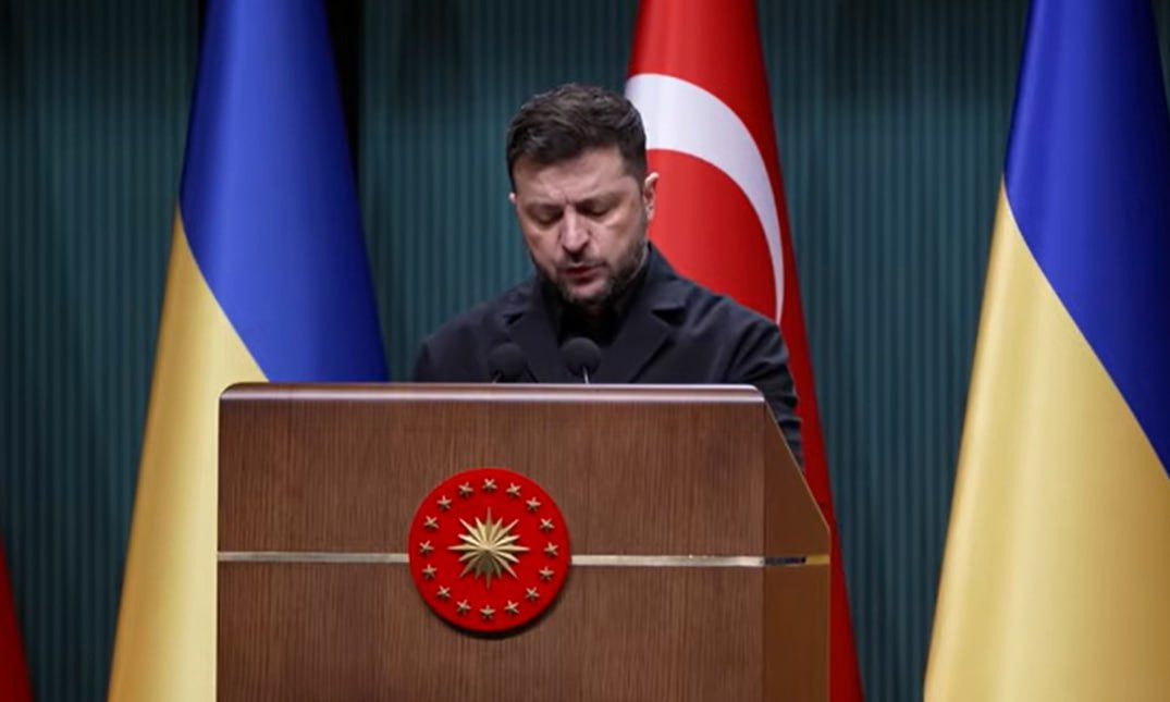 Zelenski: Ukrayna Türkiyə diplomatiyasının gücünə ümid edir