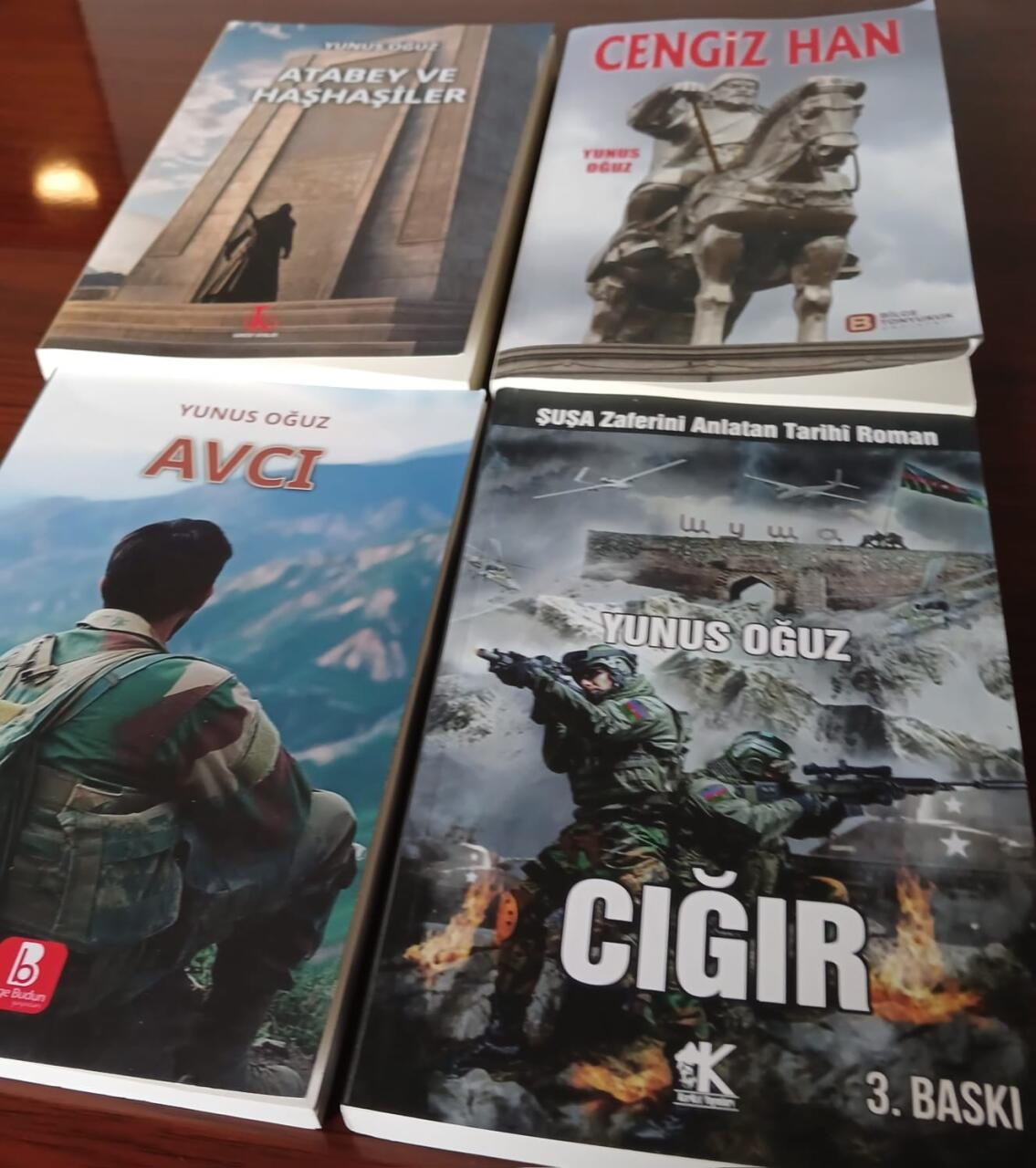 Azərbaycan ədəbiyyatında yeni dalğa: Yunus Oğuzun dörd kitabı Türkiyə türkcəsində nəşr olundu