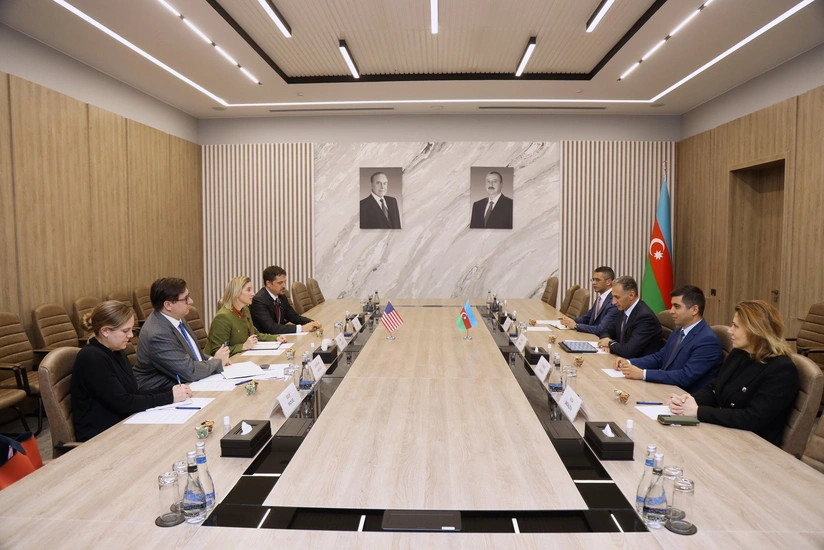 Azərbaycan və ABŞ Zəngəzur dəhlizi ilə bağlı əməkdaşlığı müzakirə edib