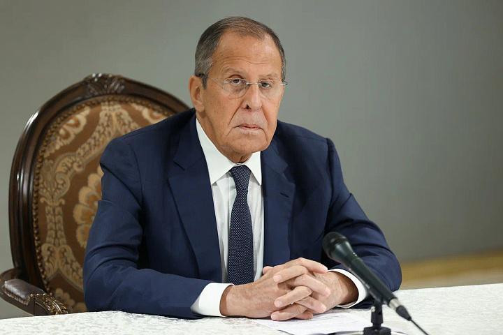 Lavrov: Qərb Trampın sülh planını dəyişdirməyə cəhd göstərir