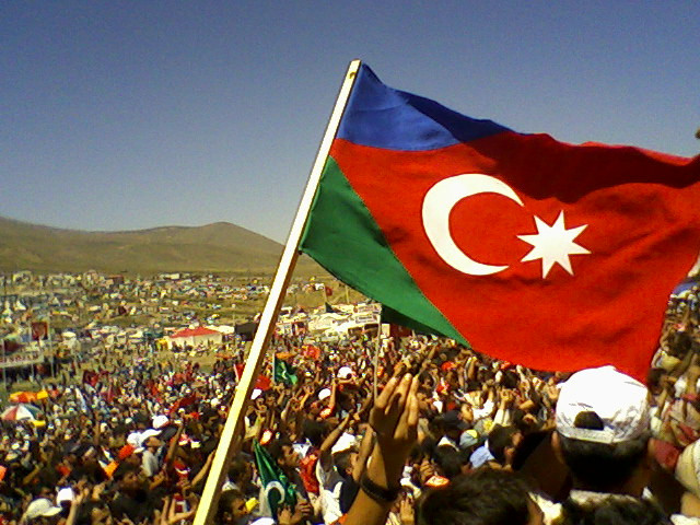 Azərbaycanlılar İranda məhkumdurlar...