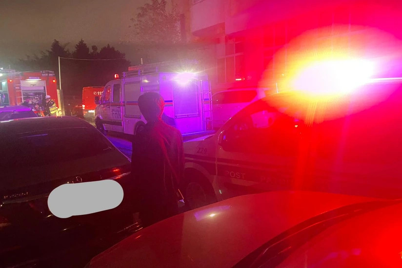 Bakıda yaşayış binasında baş verən yanğın söndürülüb, xəsarət alan olmayıb -