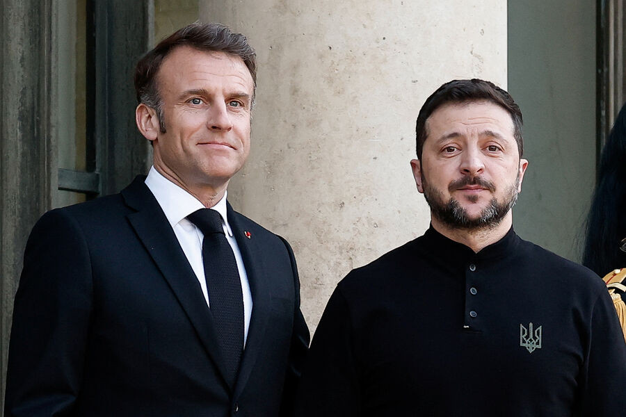 Zelenski Makronla görüş üçün Parisə gedib