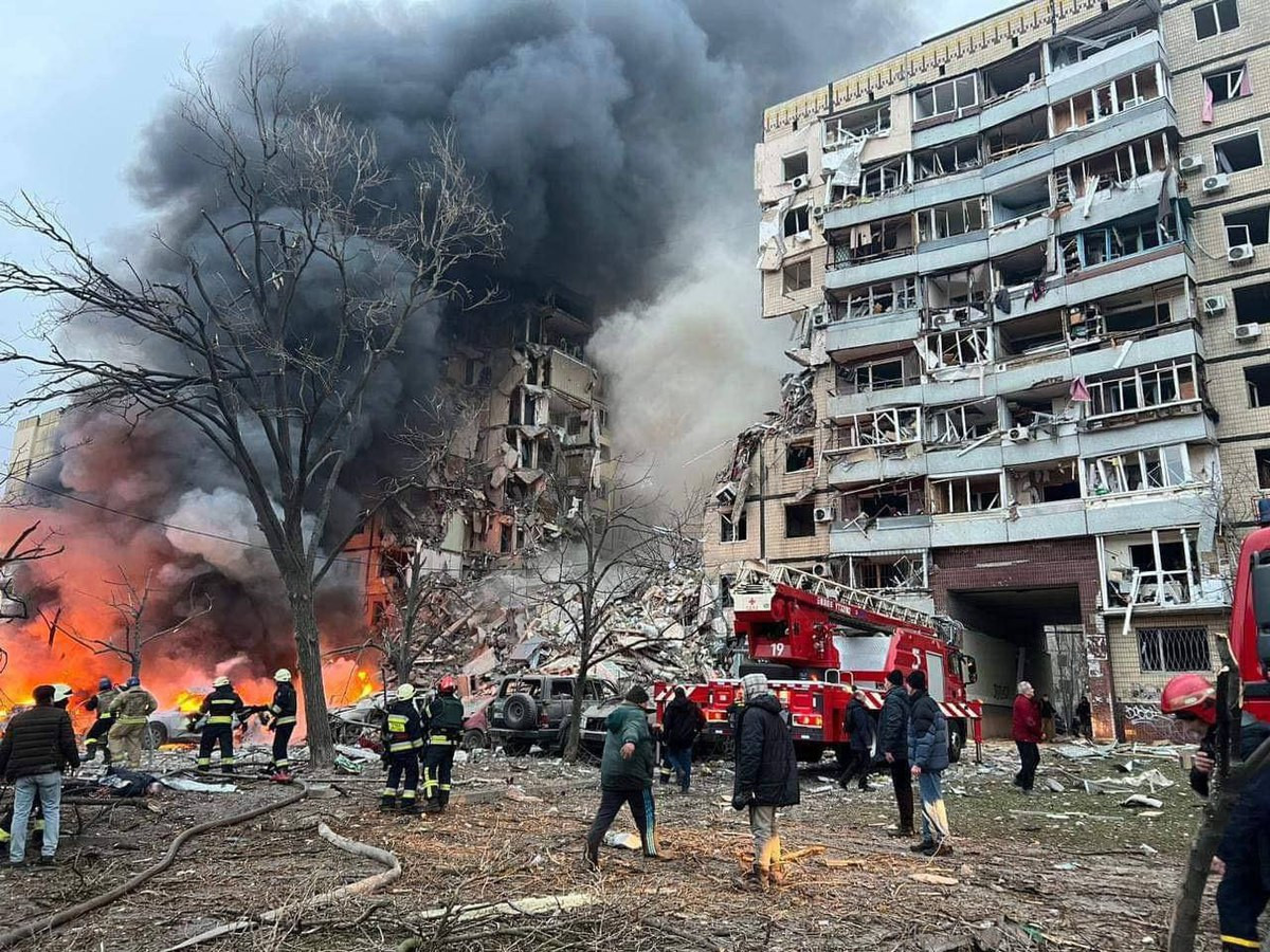 Rus qüvvələri Dnepr çayına raket hücumu edib