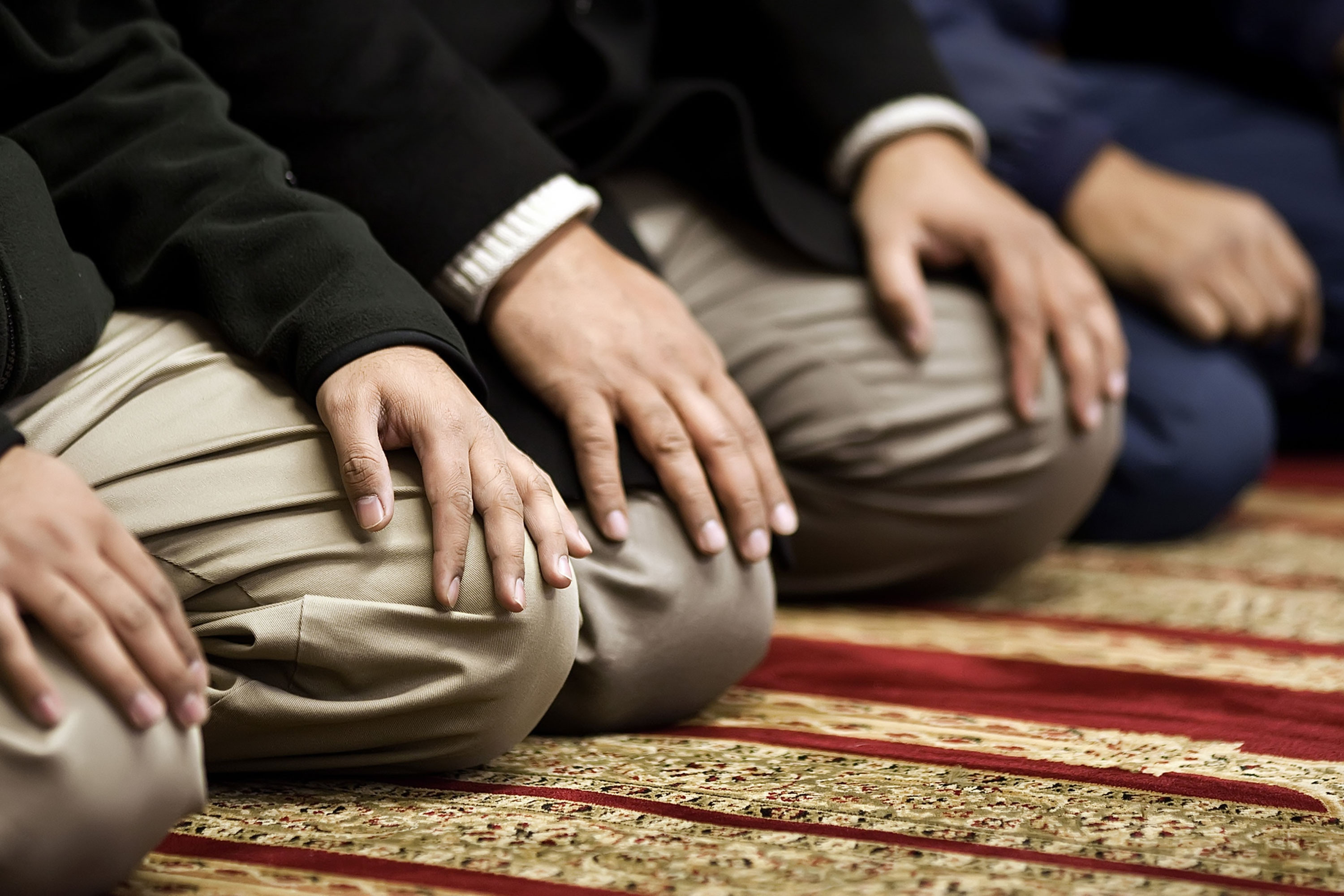 Rusiyada ictimai nəqliyyatda namaz müzakirə mövzusu oldu