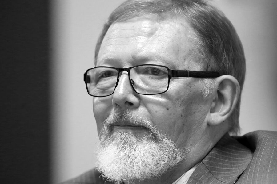 Rusiya Bankının keçmiş rəhbəri Sergey Dubinin vəfat edib