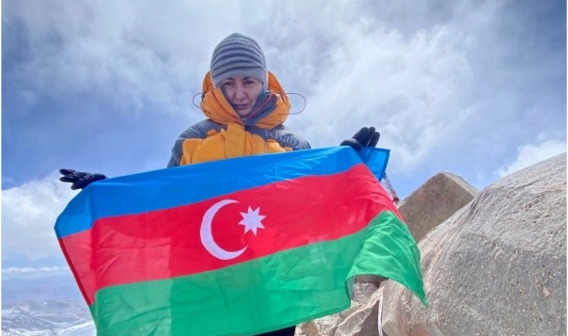 Azərbaycan alpinisti Vinson Massif zirvəsini fəth edib