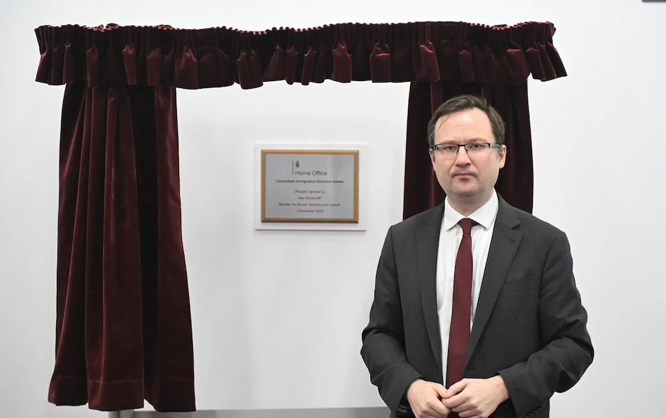 Böyük Britaniya: Uğursuz sığınacaq müraciətçilərinin uşaqları ölkədən çıxarılacaq