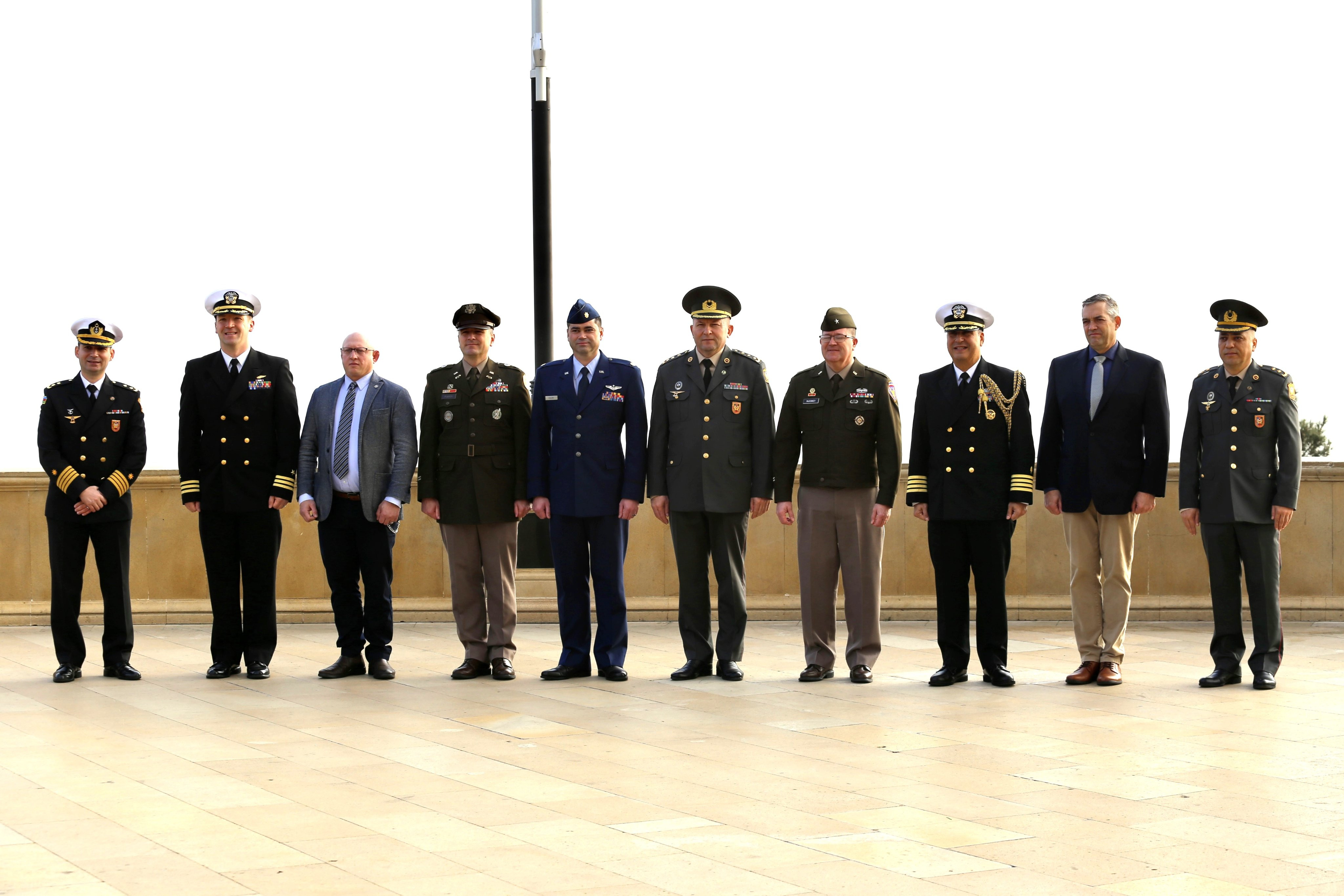 MakKinninin Bakı səfəri ABŞ–Azərbaycan müdafiə əməkdaşlığını gücləndirib