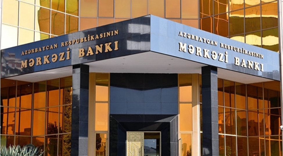 AMB uçot dərəcəsini endirdi